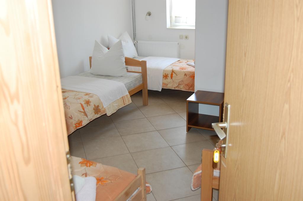 Guesthouse Panna Maria Međugorje Стая снимка