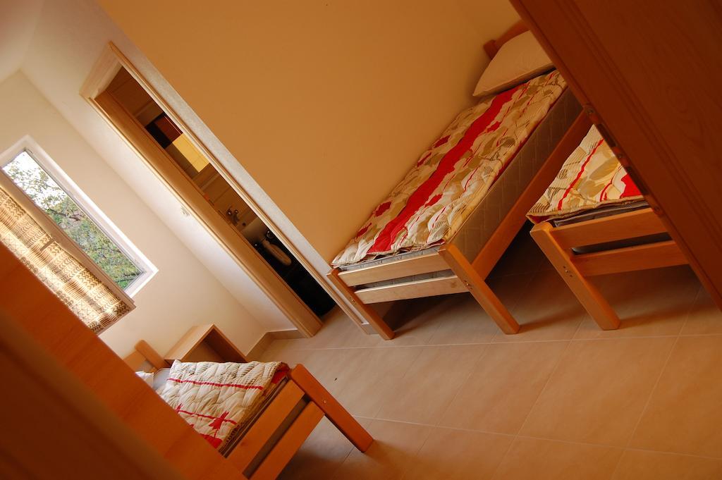 Guesthouse Panna Maria Međugorje Стая снимка